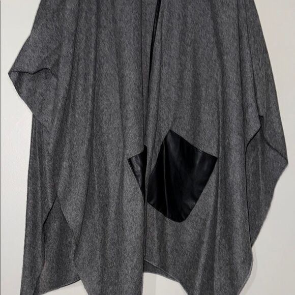 Gray and Black Poncho Sweater with Cape Sleeves - Picture 7 of 12